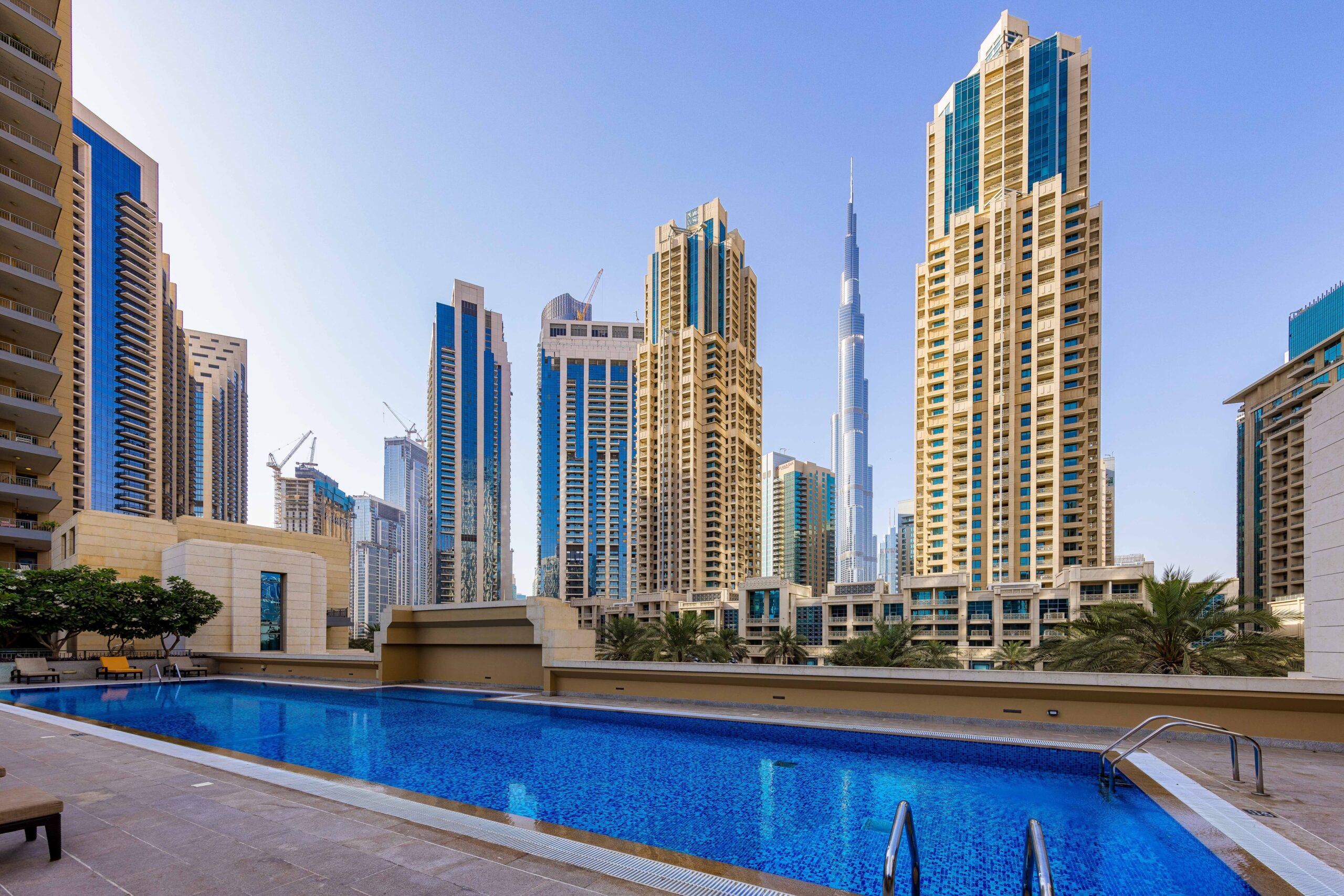 8 Reasons Why You Should Invest in Real Estate in Dubai – VayK ...